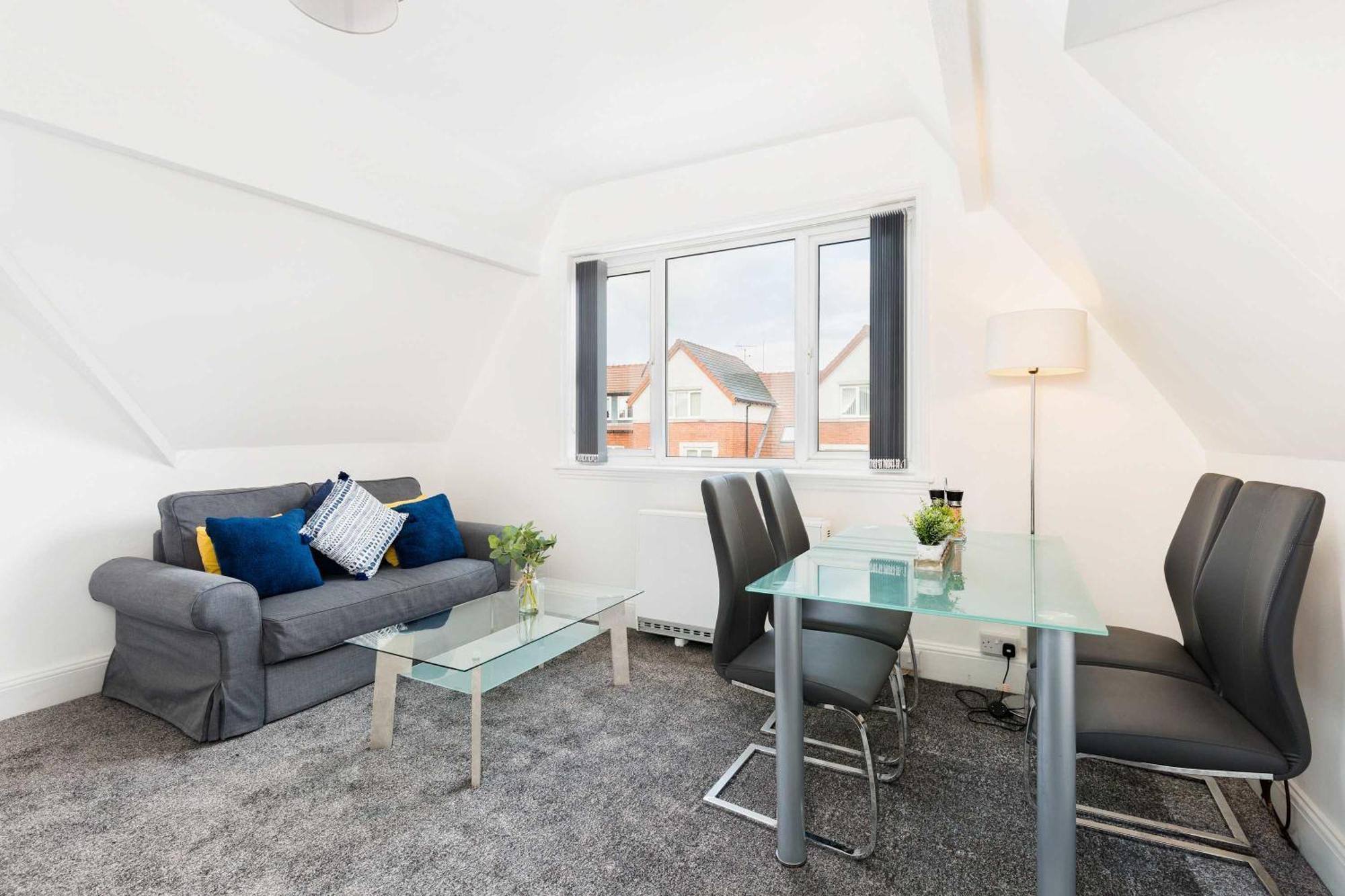 Sapphire Moseley Mews, By Staystaycations Apartment Birmingham